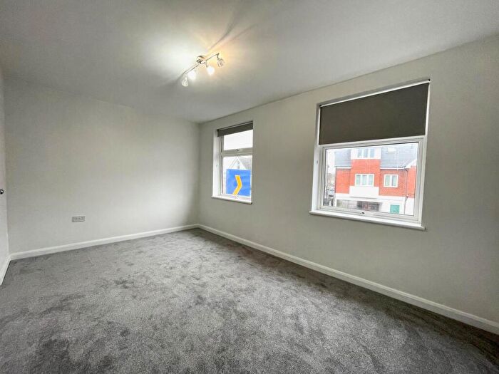 1 Bedroom Apartment To Rent In Hatfield Road, St. Albans, AL1