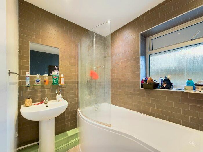 5 Bedroom Detached House To Rent In Plymouth Avenue, Brighton, BN2