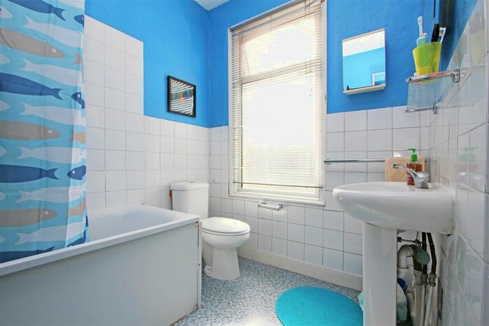3 Bedroom Semi-Detached House To Rent In Kenlor Road, Tooting, Tooting, SW17