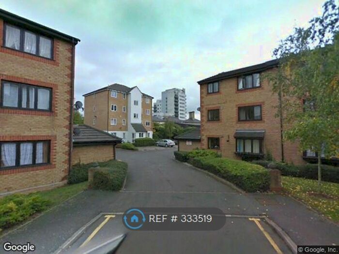 2 Bedroom Flat To Rent In Carolina Close, London, E15