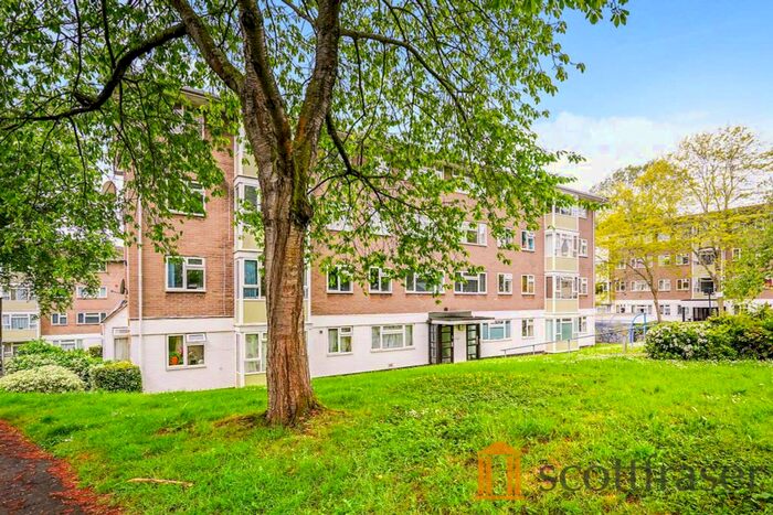 2 Bedroom Flat To Rent In Southfield Park, East Oxford, OX4