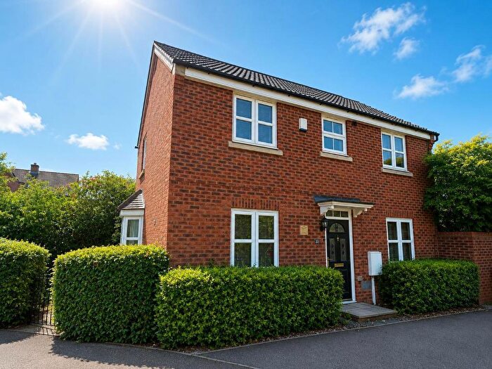 3 Bedroom Detached House For Sale In Queensbury Lane, Monkston Park, Milton Keynes, Buckinghamshire, MK10