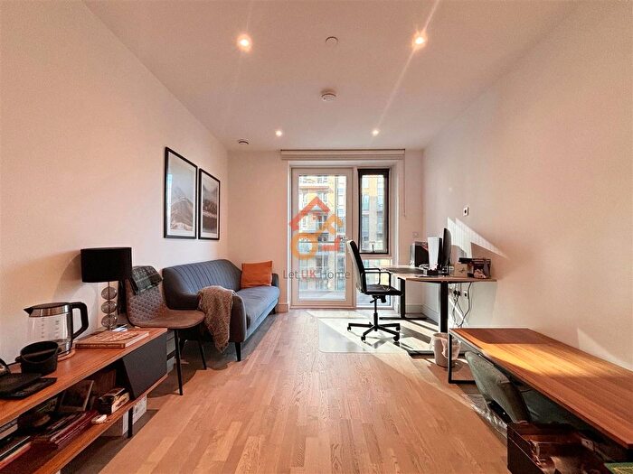 1 Bedroom Flat To Rent In Discovery House, Juniper Drive, London, SW18