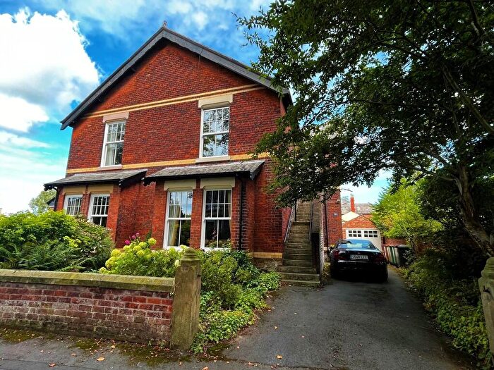 2 Bedroom Flat To Rent In Victoria Road, Fulwood, Preston, PR2