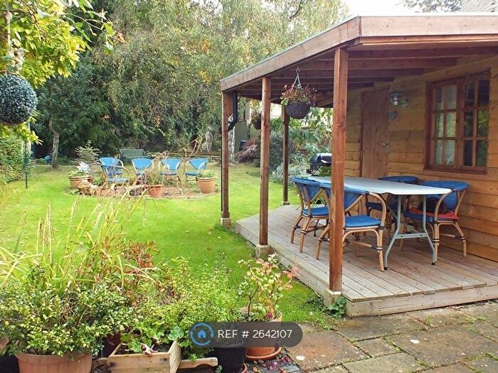 4 Bedroom Detached House To Rent In Kidlington, Oxford, OX5