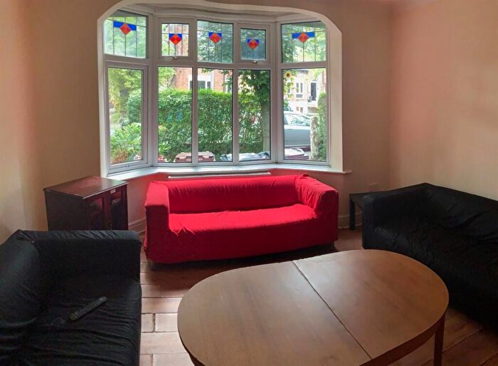 7 Bedroom House To Rent In Egerton Road, Manchester, M14