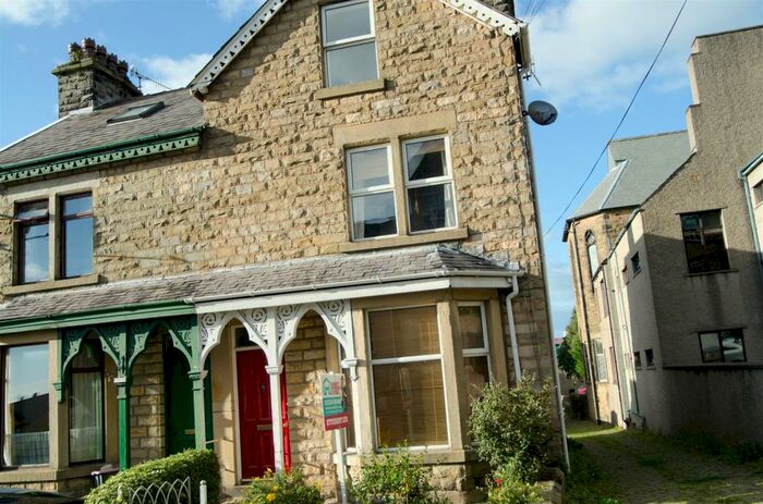 5 Bedroom Private Hall To Rent In Hastings Road, Lancaster, LA1