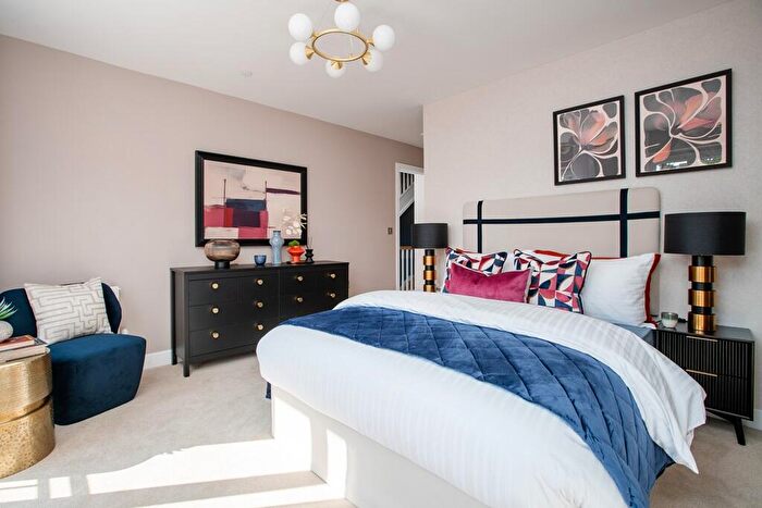 5 Bedroom Town House For Sale In Llantrisant Road, Llandaff, Cardiff, CF5