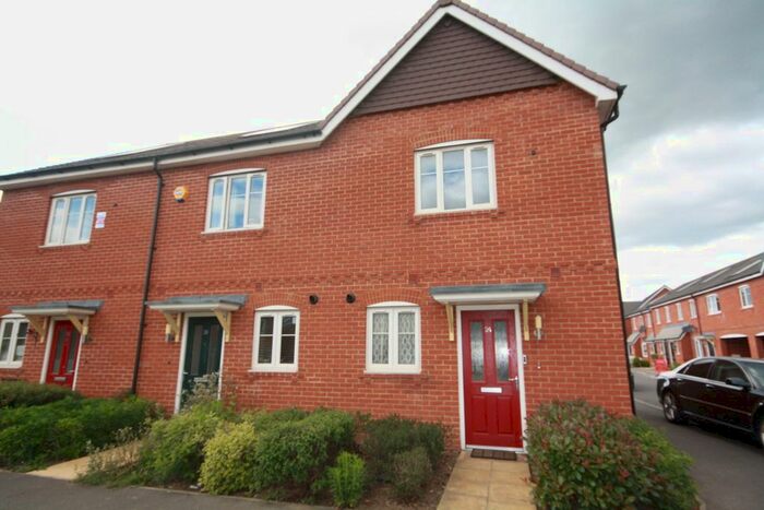 2 Bedroom Terraced House To Rent In Starling Crescent, Slough, SL3