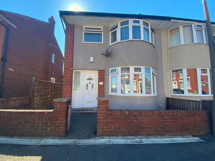 Houses for sale & to rent in BB1 6LE, Swallow Drive, Shear Brow Blackburn