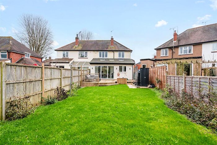 3 Bedroom Semi Detached House For Sale In Kingswood Close, Lapworth, Solihull, B94