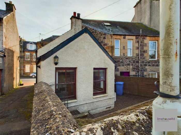 1 Bedroom Cottage For Sale In High Street, Biggar, ML12