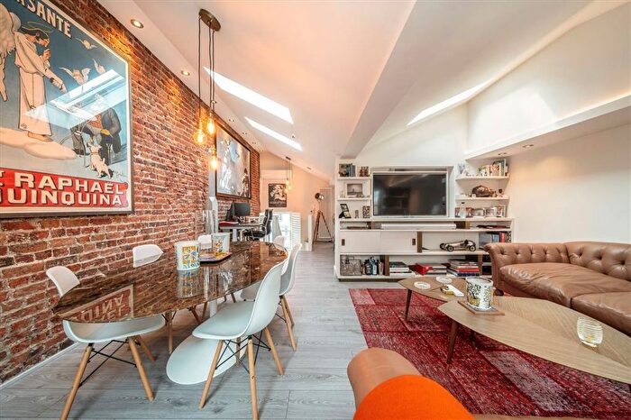 2 Bedroom Flat For Sale In Warren Street, Fitzrovia, W1T