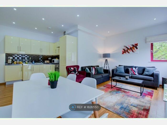 2 Bedroom Flat To Rent In Fareham Point, Fareham, PO16