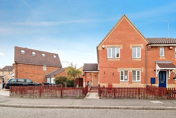 3 Bedroom House For Sale In Fairmeads, Loughton, Essex, IG10
