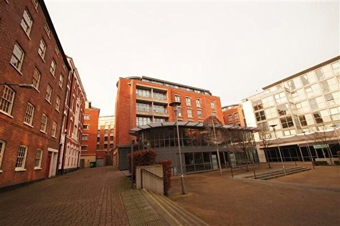 2 Bedroom Flat To Rent In Adams Walk, Nottingham, NG1