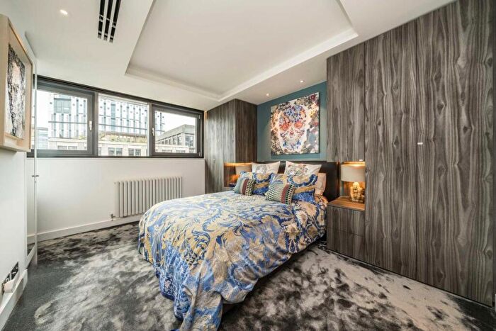 2 Bedroom Flat To Rent In City Road, London, EC1Y