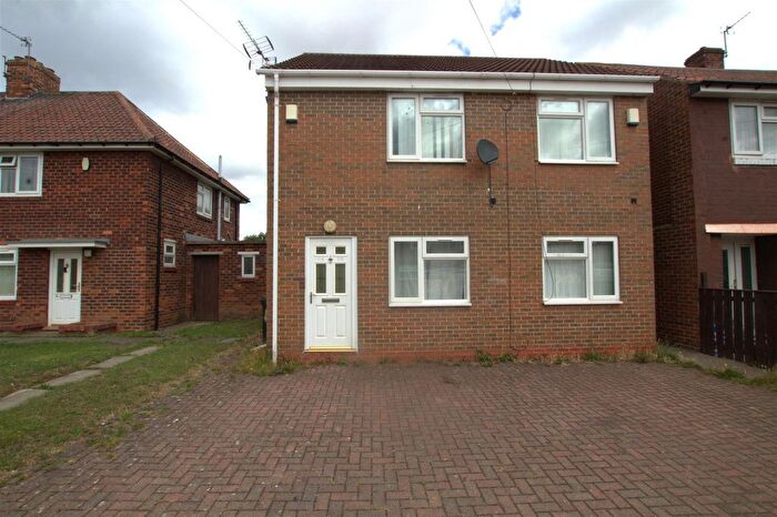 2 Bedroom Flat To Rent In Sefton Road, Middlesbrough, TS3