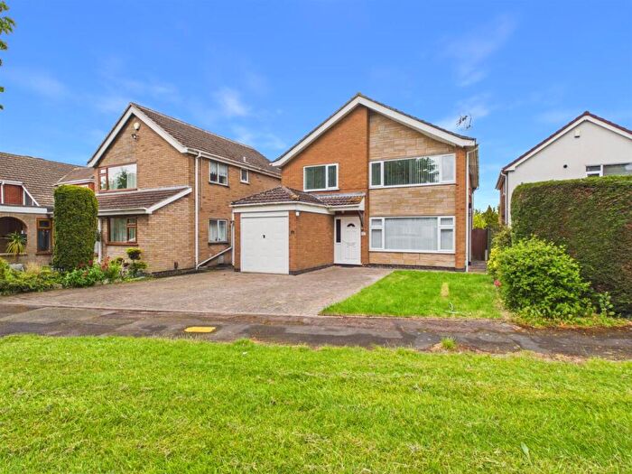 5 Bedroom Detached House To Rent In Barne Close, Whitestone, Nuneaton, CV11