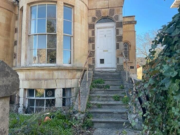 2 Bedroom Flat To Rent In Eldon Road, Reading, Berkshire, RG1