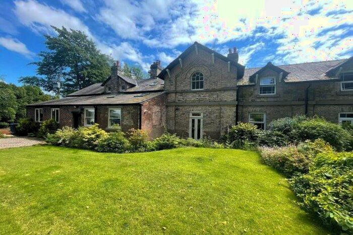 3 Bedroom Property To Rent In Walton Lea Cottage, Warrington, WA4