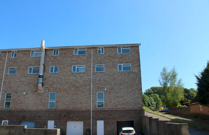 3 Bedroom Maisonette To Rent In Forest Hill, Yeovil, BA20
