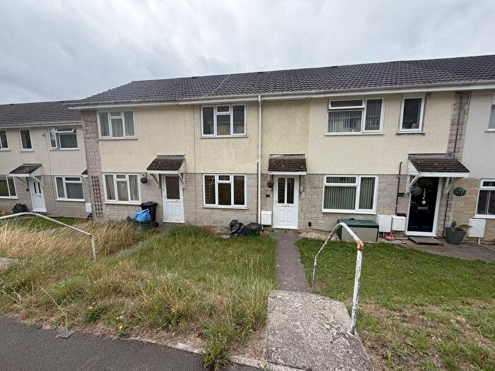 2 Bedroom Terraced House To Rent In Stoneable Road, Radstock, BA3