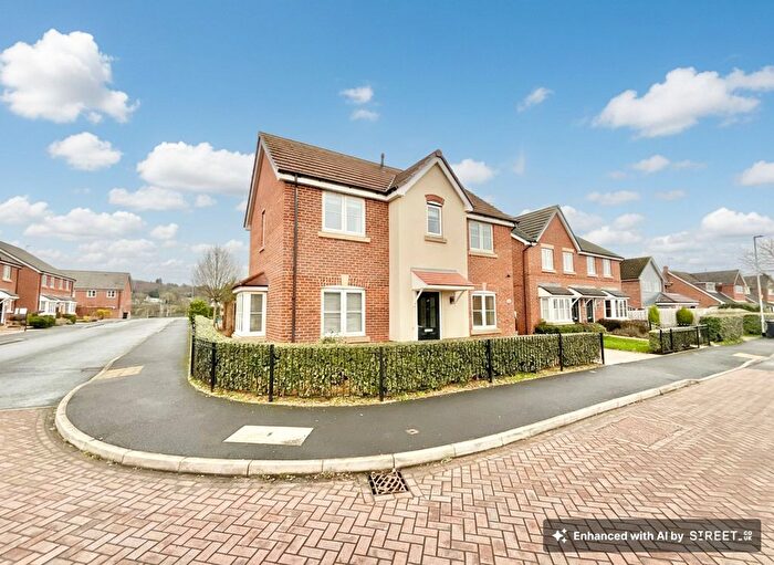 3 Bedroom Detached House For Sale In Gateway Avenue, Baldwins Gate, ST5