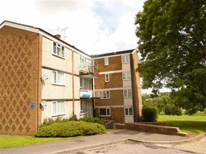 1 Bedroom Flat To Rent In Woodview, Gadebridge, Hemel Hempstead, HP1