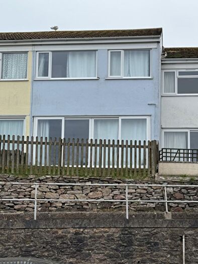 3 Bedroom Terraced House To Rent In Harbour View Close, Brixham, TQ5