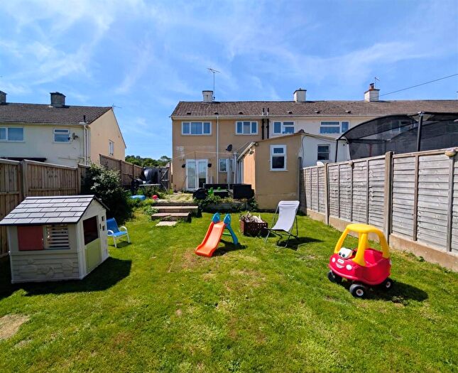 3 Bedroom End Of Terrace House For Sale In Underhill Road, Matson, Gloucester, GL4