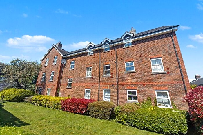 2 Bedroom Flat For Sale In Winchester City Centre, SO23