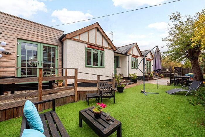 2 Bedroom Bungalow For Sale In Cotton End Road, Wilstead, Bedfordshire, MK45