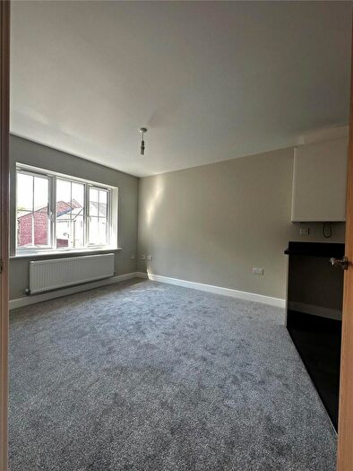 1 Bedroom Flat For Sale In Beacon View, Ollerton, Newark, Nottinghamshire, NG22