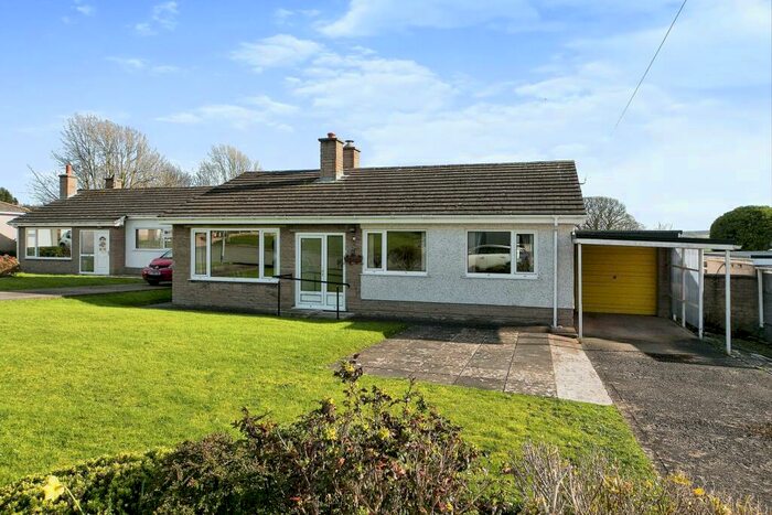 3 Bedroom Bungalow For Sale In Rhodfa Arthur, Trelawnyd, Rhyl, Flintshire, LL18