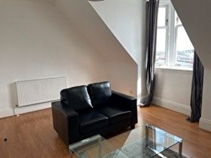 2 Bedroom Flat To Rent In Castlehill, City Centre, Aberdeen, AB11
