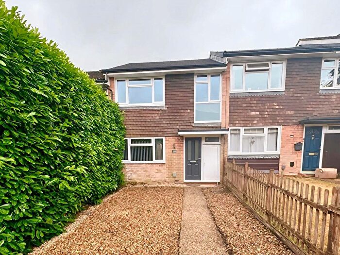 3 Bedroom Terraced House To Rent In Brougham Place, Farnham, Surrey, GU9