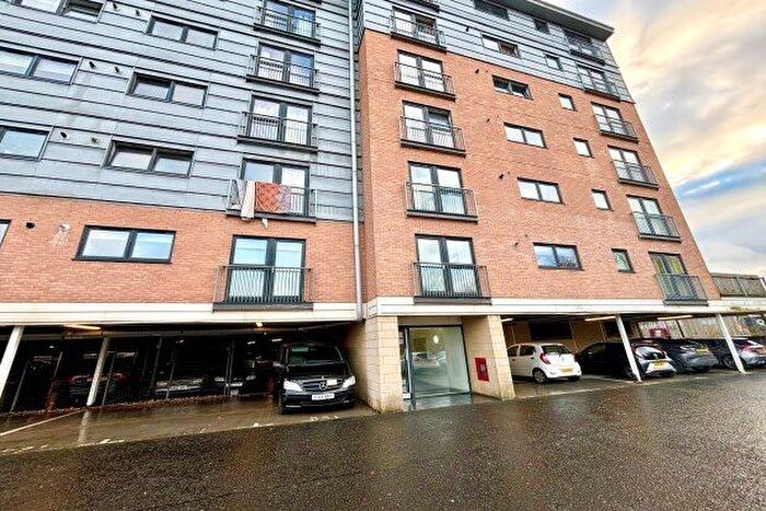 1 Bedroom Flat To Rent In Barrland Court, Glasgow, G41