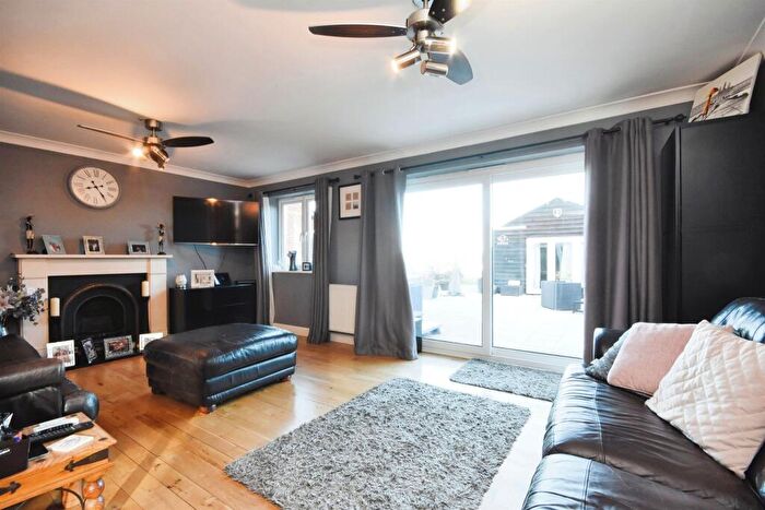 4 Bedroom Detached House For Sale In Mashbury Road, Great Waltham, Chelmsford, CM3