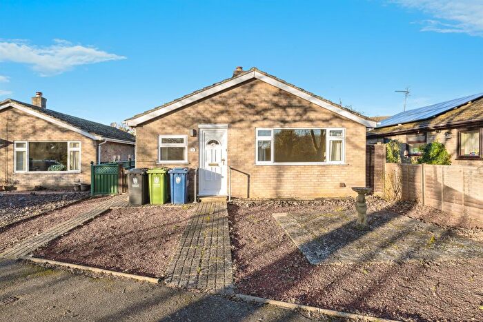 3 Bedroom Detached Bungalow For Sale In Finchams Close, Linton, Cambridge, CB21