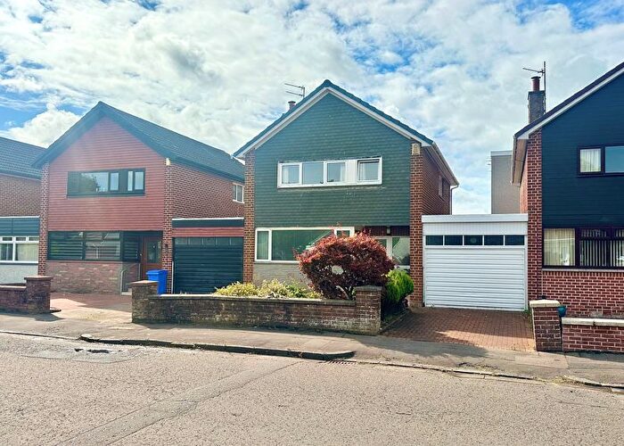 3 Bedroom Link Detached House For Sale In Gearholm Road, Doonfoot, Ayr, KA7