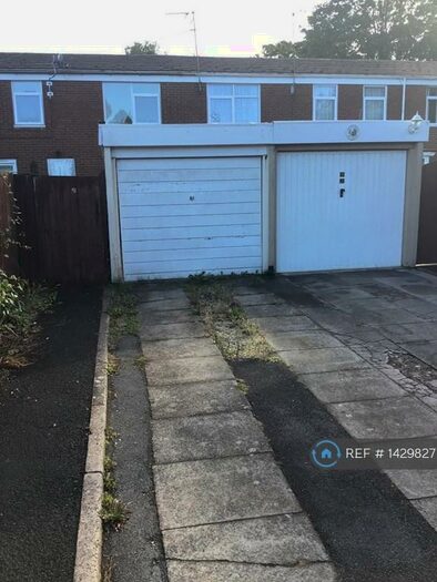 3 Bedroom Terraced House To Rent In Ashorne Close, Redditch, B98