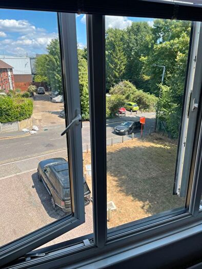 1 Bedroom Flat To Rent In Kavanaghs Court, Kavanaghs Road, Brentwood, CM14