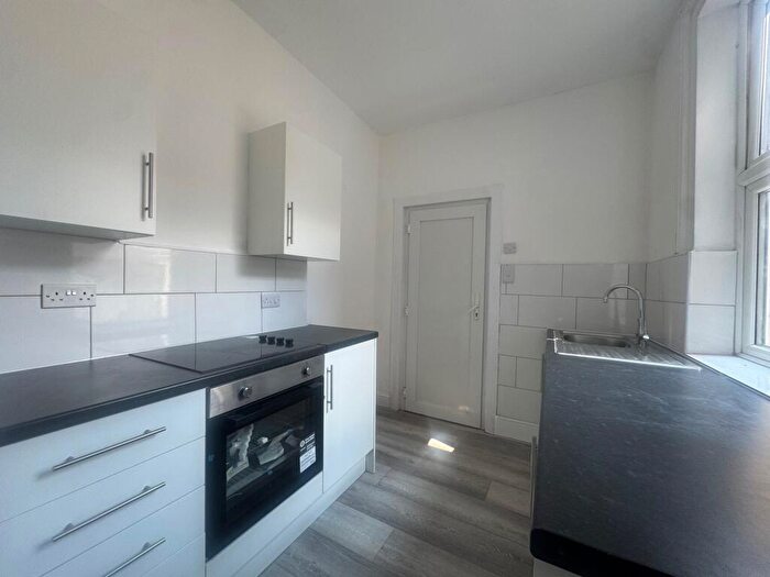 1 Bedroom Flat To Rent In Kingston Road, Portsmouth, PO2