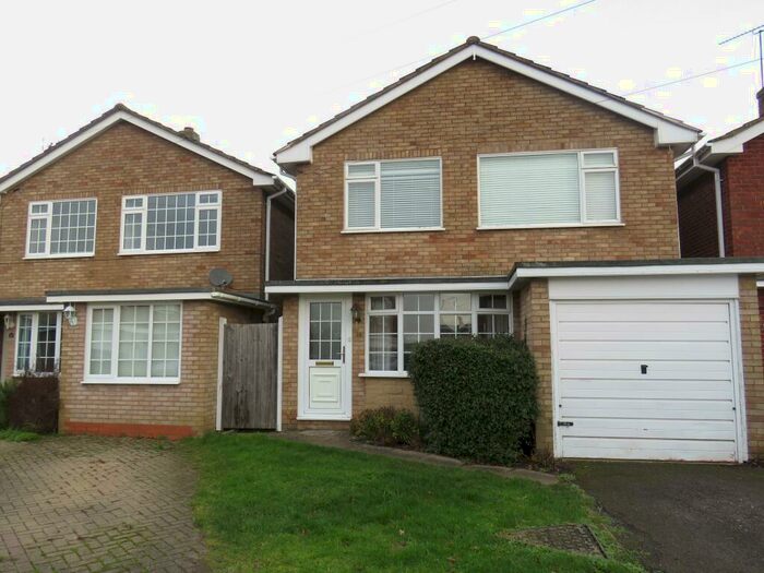 3 Bedroom House To Rent In Godfrey Close, Radford Semele, Leamington Spa, CV31