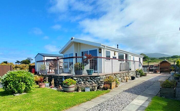 2 Bedroom House For Sale In Sea Nympf, Talybont, LL43