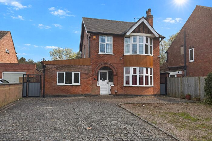 3 Bedroom Detached House For Sale In Bingham Road, Radcliffe-On-Trent, Nottingham, NG12