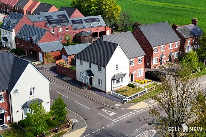 3 Bedroom Semi-Detached House For Sale In Nightingale Road, Great Barford, MK44