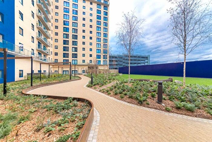 2 Bedroom Flat For Sale In Western Gateway, Royal Wharf, E16