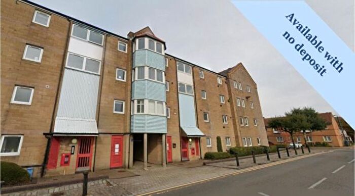 1 Bedroom Flat To Rent In Ferrara Square, Marina, SA1